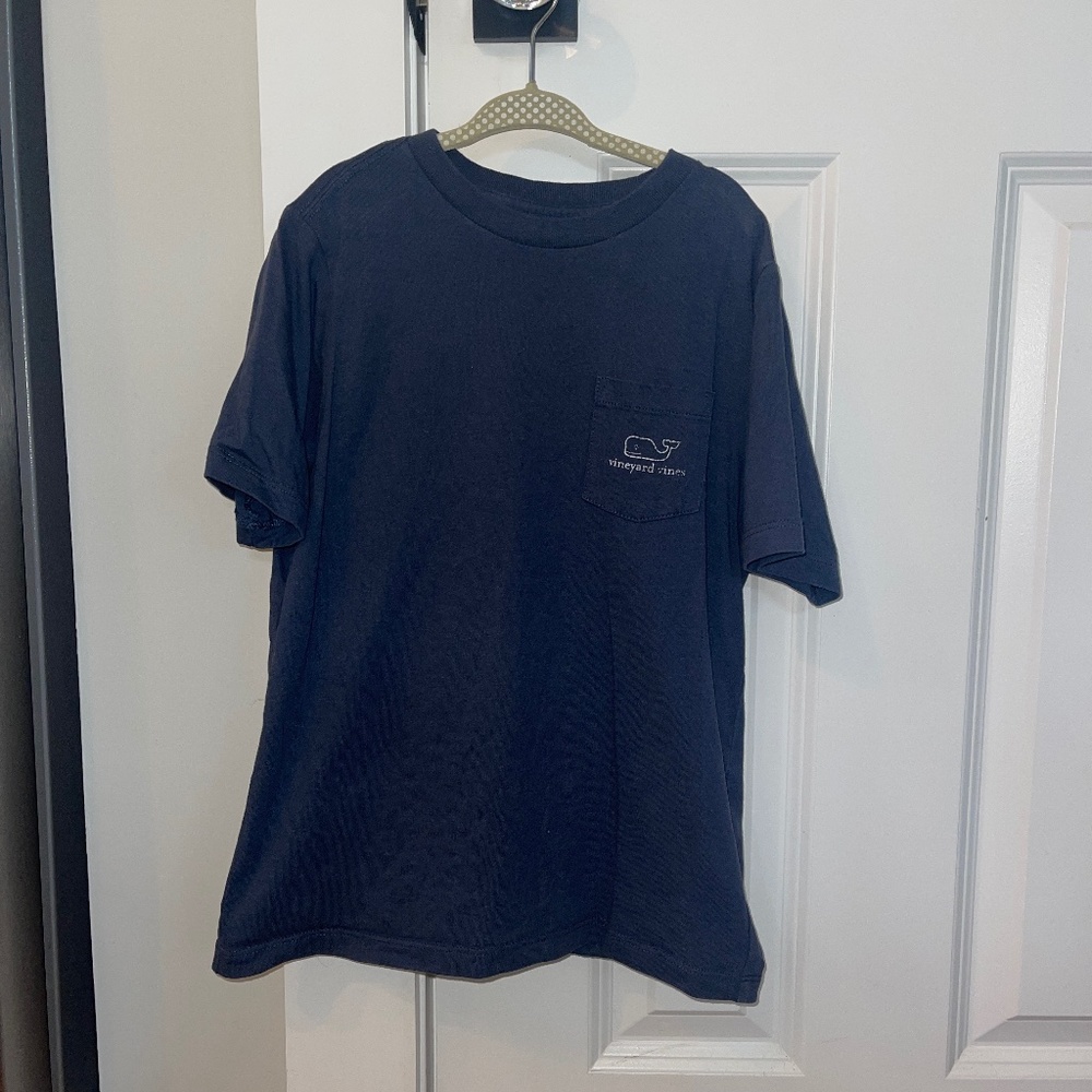 EUC vineyard vines t-shirt